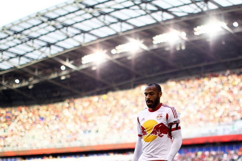 Thierry-Henry-Career-in-Pictures 44