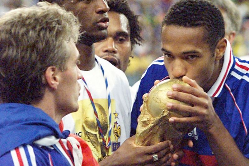 Thierry-Henry-Career-in-Pictures 7