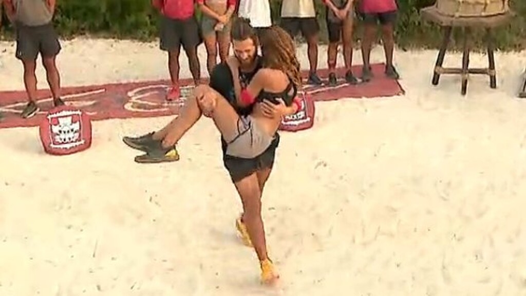 Survivor: Όργια… στο Twitter για τη βιασύνη του Παπαδόπουλου να βγάλει την Ανθή (photos) Survivor: Όργια… στο Twitter για τη βιασύνη του Παπαδόπουλου να βγάλει την Ανθή (photos)