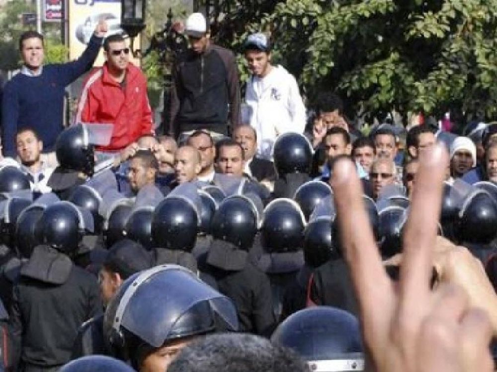 Διαδήλωση έξω από την αιγυπτιακή πρεσβεία