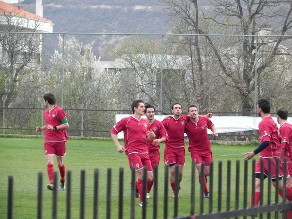 Σειρήνα - ΑO Κάστωρ 2-4