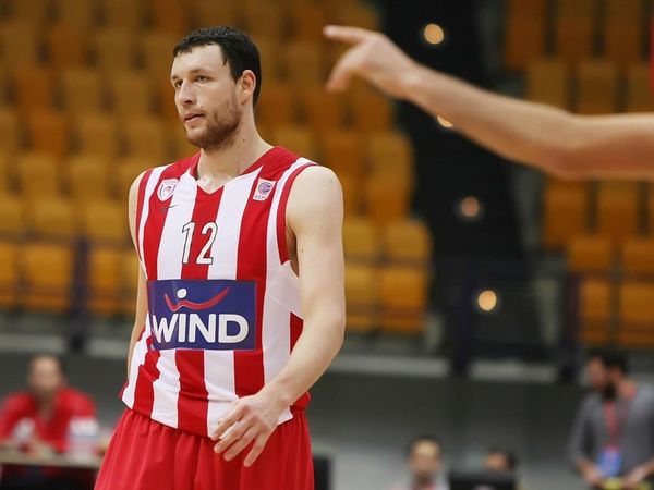 Νέα προσφορά Σπαρτάκ σε Λουκά