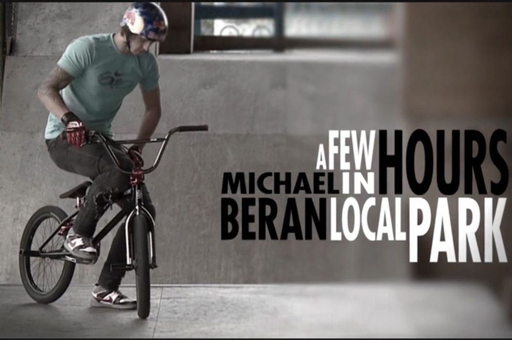 Ο Michael Beran στο τοπικό skatepark...