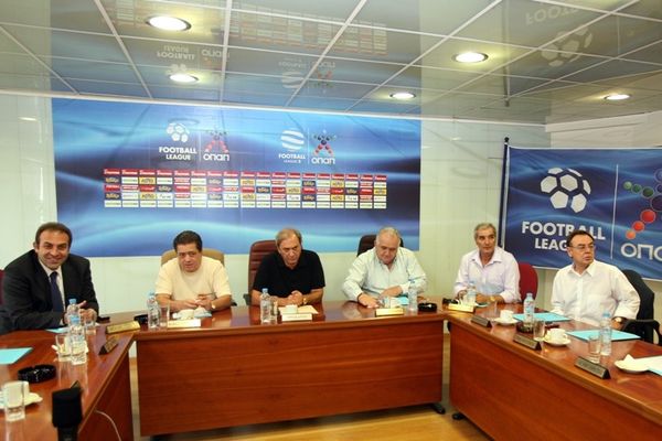 Καλλονή ο Σφακιανάκης, φήμες για Πηρούνια και Βύζαντα