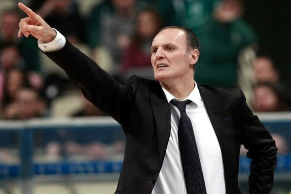 Στην Κάχα Λαμποράλ ο Γκολούμποβιτς!