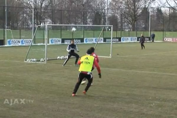 Σουλεϊμάνι από καρμπόν... Ντε Μπουρ! (video)