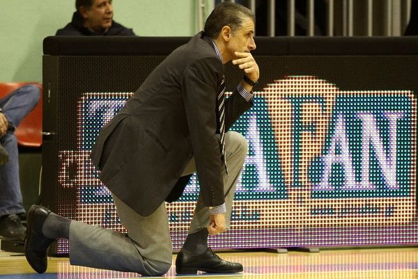 Ο Κόμματος κρίνει τη στάση του Λινάρδου