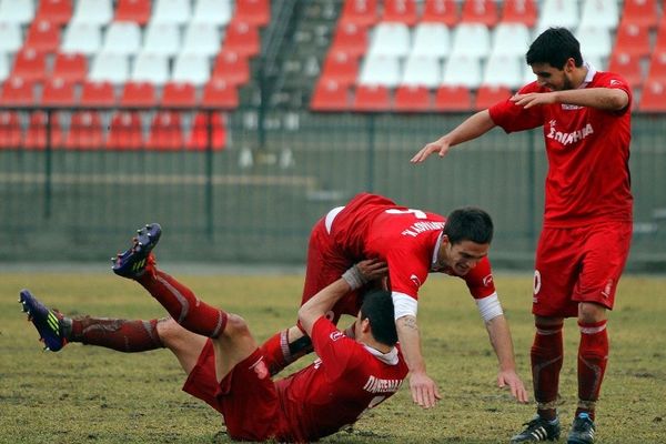 Επιστροφές στον Πανσερραϊκό