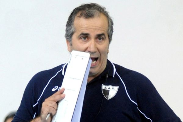 Χριστόπουλος: «Παραιτούμαι αηδιασμένος από τη συμπεριφορά της διοίκησης»