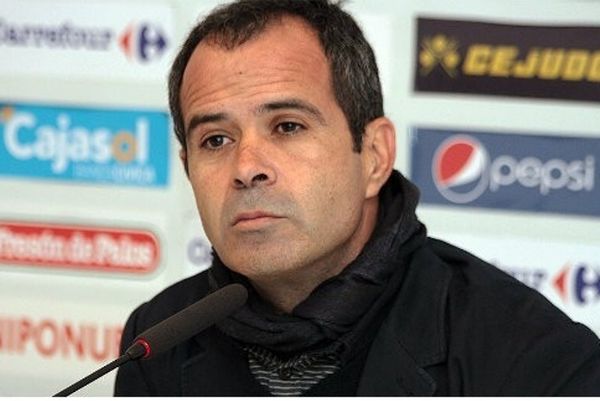Στο νοσοκομείο ο προπονητής της Σανταντέρ