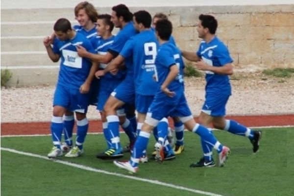 Ο Σαρωνικός καταγγέλλει
