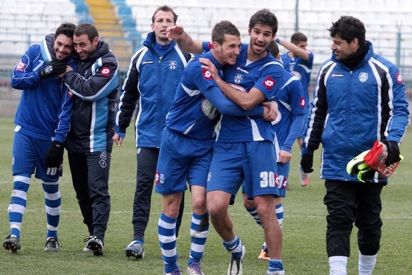 Εκτός αποστολής του Απόλλωνα οι Κόης, Λαζανάς