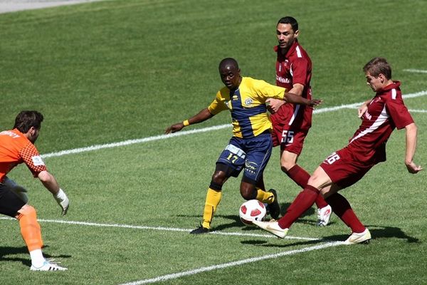 Παπαγεωργίου: «Μόνο η ΑΕΛ στο γήπεδο…»