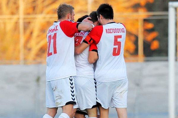 Ψάχνει το θαύμα ο Φωκικός