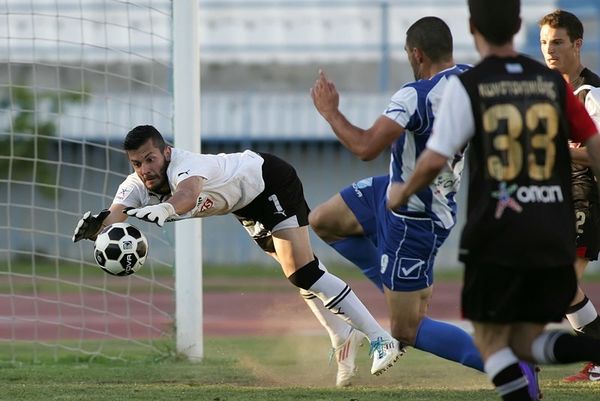 Έλειψε η συγκέντρωση στην Καλλιθέα