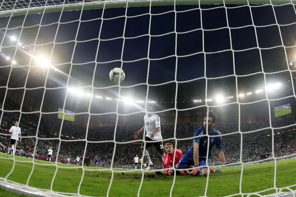Euro 2012: Η ομορφιά ενός εξάλεπτου ονείρου…