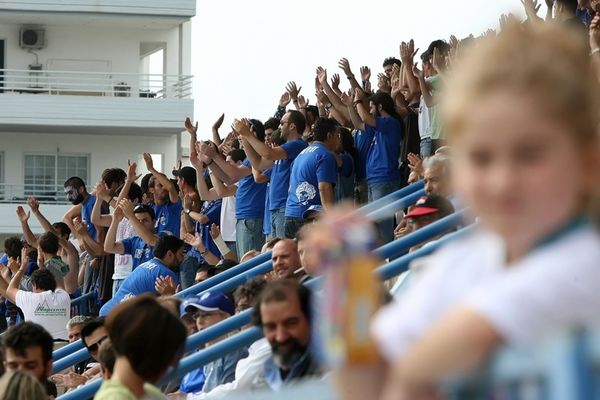 Ευχαρίστησαν Γεωργαρά οι οργανωμένοι του Απόλλωνα