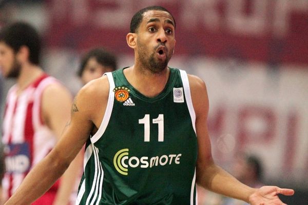 Νίκολας: «Θα ήθελα να ξαναφορέσω τη φανέλα του Παναθηναϊκού»