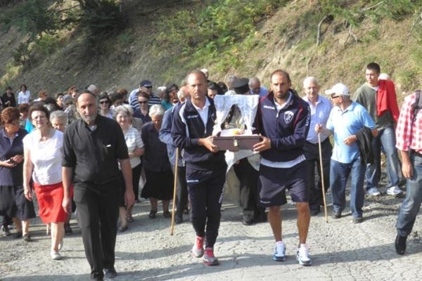 Βοήθεια από την Αγία Παρασκευή