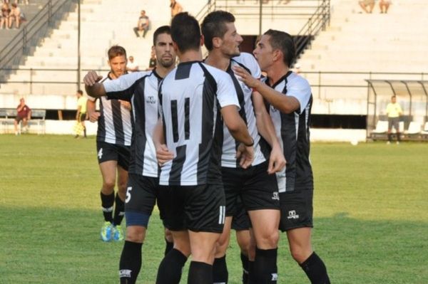 Κοιτάει και στο εξωτερικό η Δόξα Δράμας