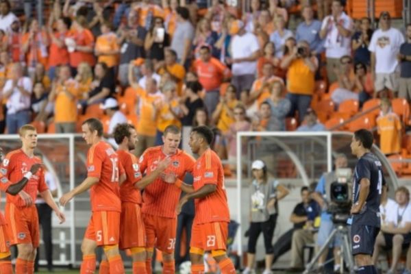 CONCACAF Champions League: «Τεσσάρα» για τους Ντάιναμο