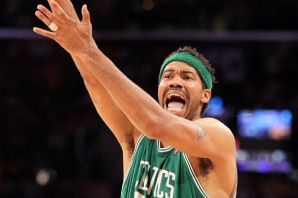 Νιου Γιορκ Νικς: Θέλουν Ρασίντ Ουάλας (video)