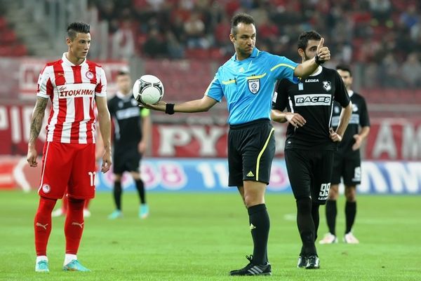 Παναχαϊκή: «Φρούτο της διαιτησίας ο Αμπάρκιολης»