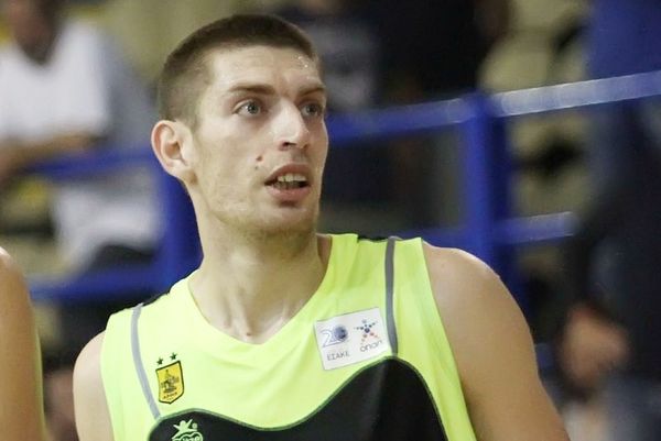 Άρης: Απών μόνο ο Τσιάρας