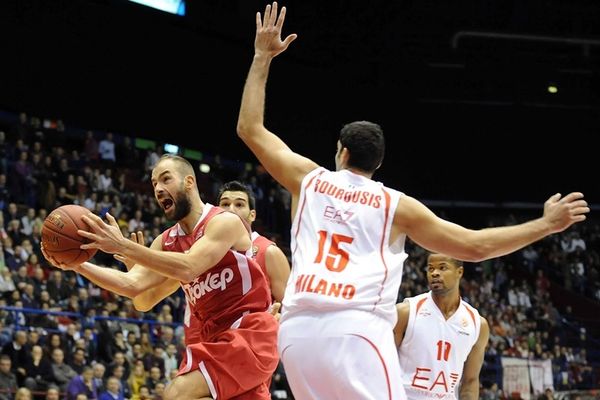 Αρμάνι Μιλάνο: Ο Μπουρούσης, ο Χέρστον και ο Λάνγκφορντ