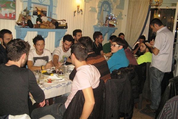 Μακεδονικός Κοζάνης: Γεύμα… συσπείρωσης