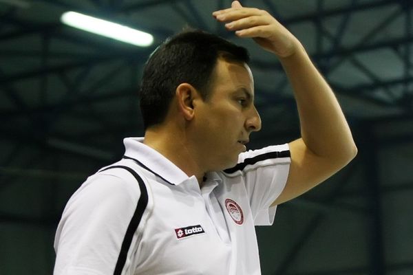 Βλάχος: «Έδειξε καλύτερη εικόνα ο Ολυμπιακός»