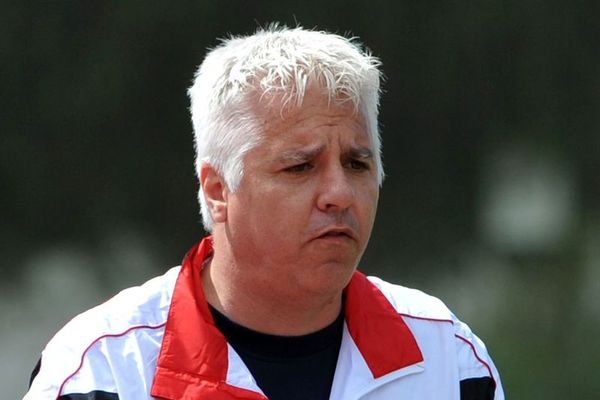 Παπακώστας: «Τελικοί όλα τα ματς»