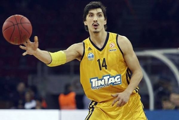 Ντζέντοβιτς στο Onsports: «Να είχα τη… μισή καριέρα του Διαμαντίδη!» (photos+videos)