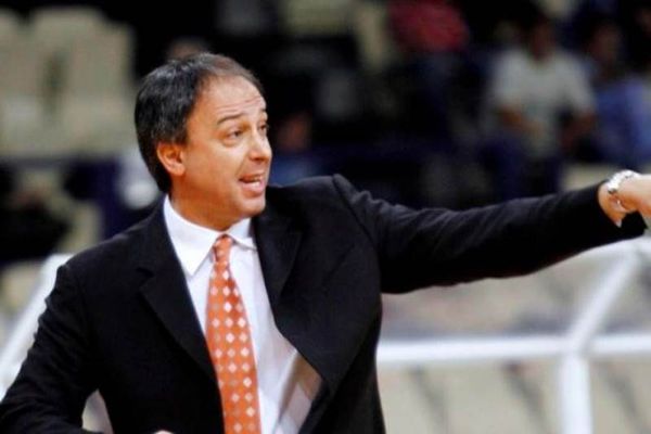 Ζευγώλης: «Να μαζέψουμε τα κομμάτια μας»