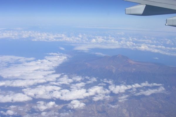 Παπαμακάριος: Η πιο περίεργη Ανάσταση
