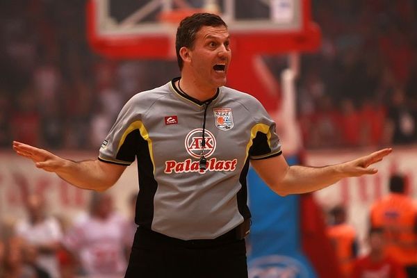 Σχινάς: «Μπορώ να το διακόψω αλλά δεν θέλω» (photos)