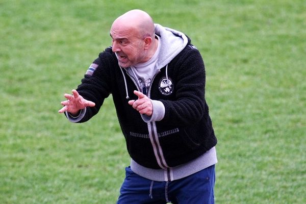 Αιγινιακός: Νέος προπονητής ο Χατζάρας