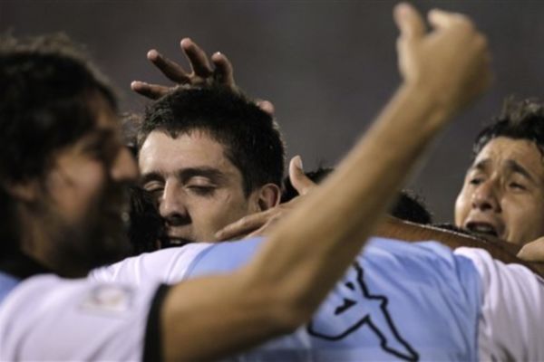 Κόπα Λιμπερταδόρες: Γκολάρες τίτλου για Ολίμπια (photos+videos)