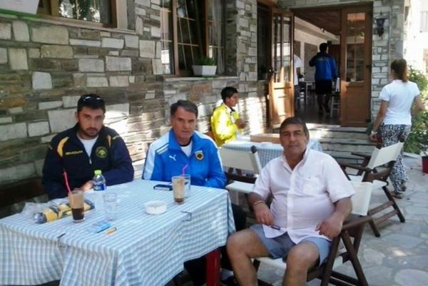 Τριγλία Ραφήνας: Τετ α τετ με τους ανθρώπους της ΑΕΚ (photos)