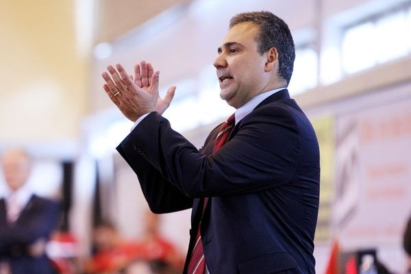Τρίκαλα: Φλεβαράκης στη θέση του Τζήμα