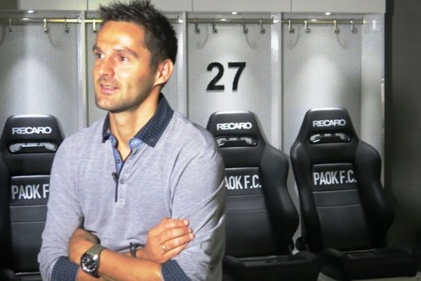 ΠΑΟΚ: Τιμά τον Σνάουτσνερ (video)