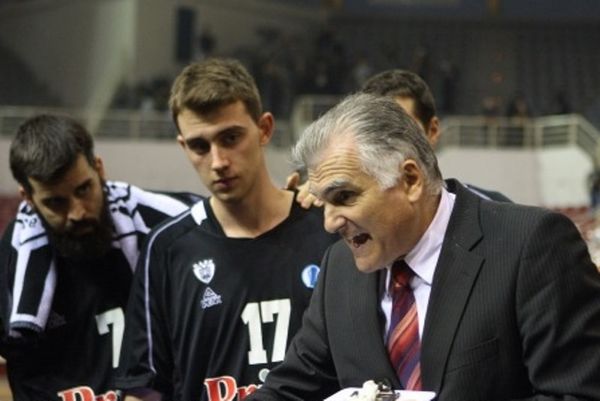 Μαρκόπουλος: «Πάντα ιδιαίτερα τα παιχνίδια στην Πάτρα»