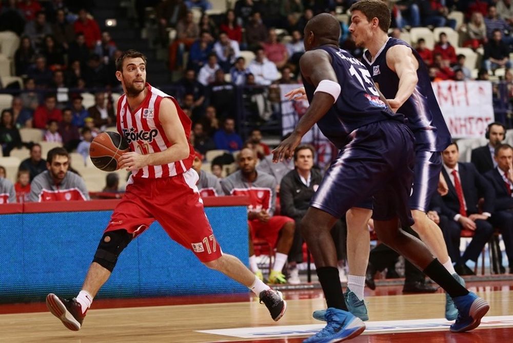 Αντωνόπουλος: «Είχαμε δύο ευκαιρίες με Ολυμπιακό»
