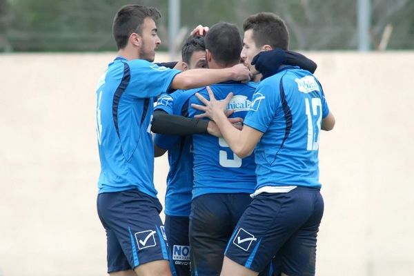 Ρούβας: Αδειάζει το απουσιολόγιο
