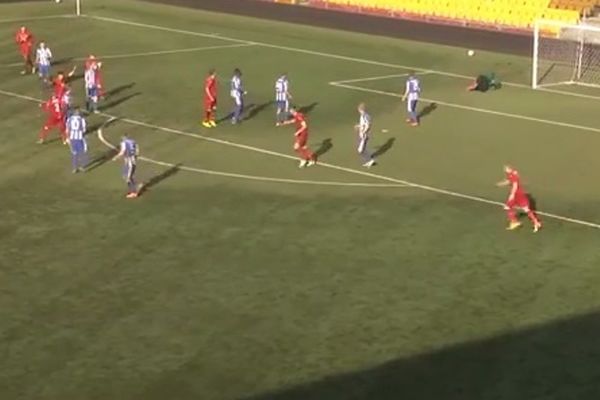 Δανία: Γκολ... ανάκλασης του φωτός! (video)