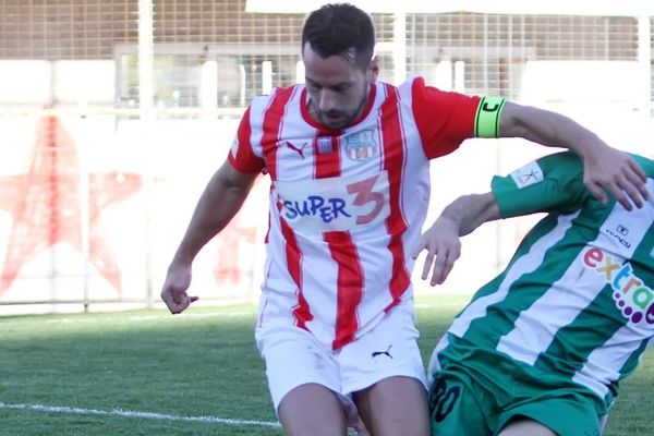 Γλυφάδα: Καρέ απόντων με Χανιά