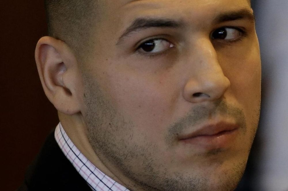 NFL: Σύλληψη φερόμενου συνεργάτη του Hernandez