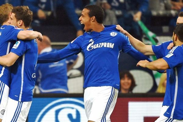 Υποβιβασμός για Νυρεμβέργη, 4-1 από Σάλκε (video)