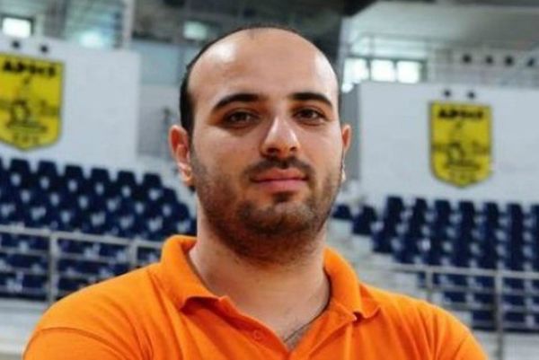 Έσπερος ΑΟΠΑ: Κεσαπίδης αντί Βουρνά