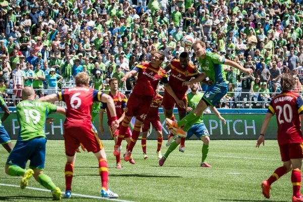 MLS: «Τεσσάρα» για Σάουντερς (videos)